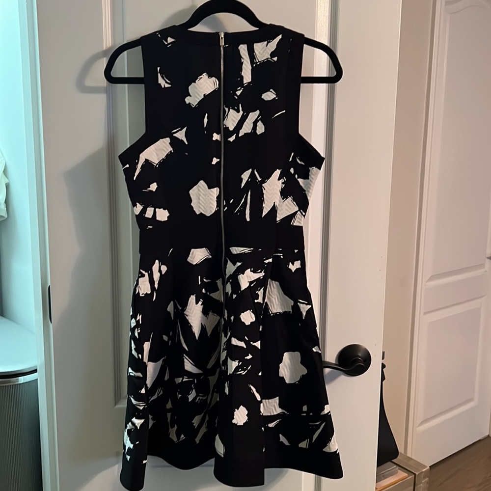 Banana Republic Dress Woven Floral Textured Fit Flare Size 6 - Picture 4 of 6